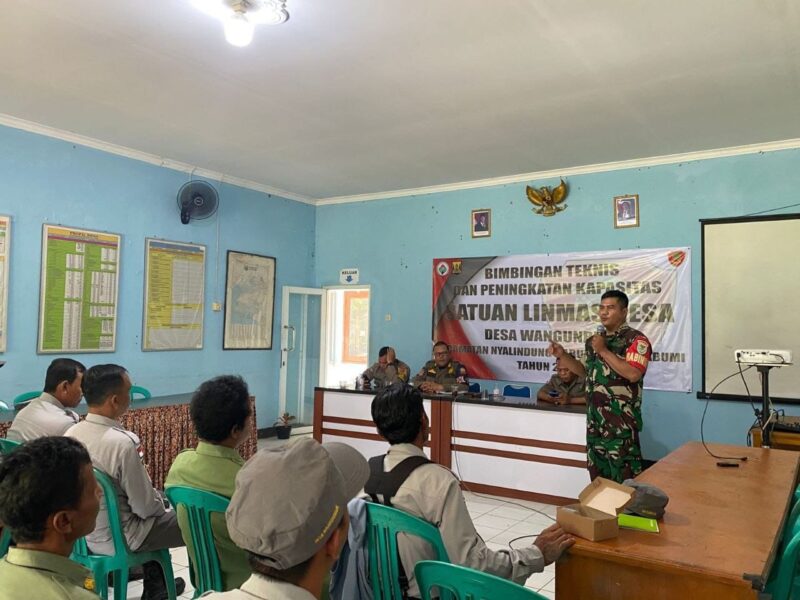 Babinsa Koramil 2208/Nyalindung Hadiri Musrenbangdes di Desa Wangunreja 7