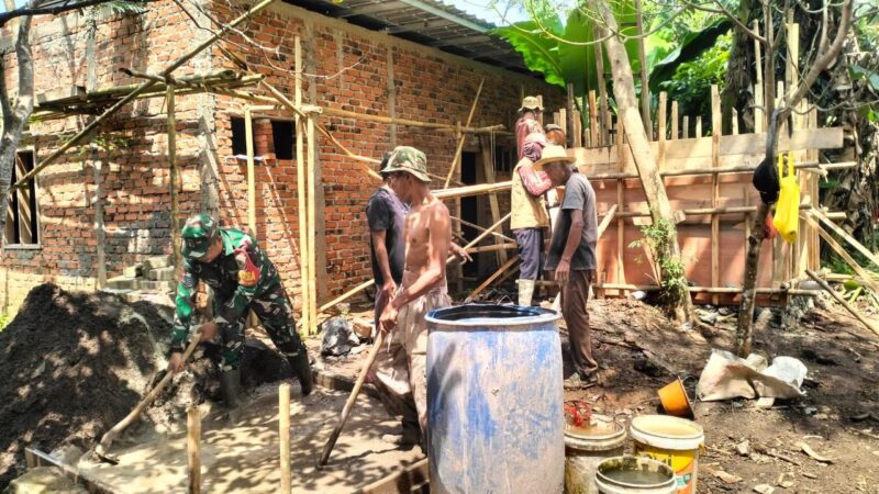 Babinsa Koramil 2210/Pabuaran Laksanakan Karya Bakti Bersama Warga 9