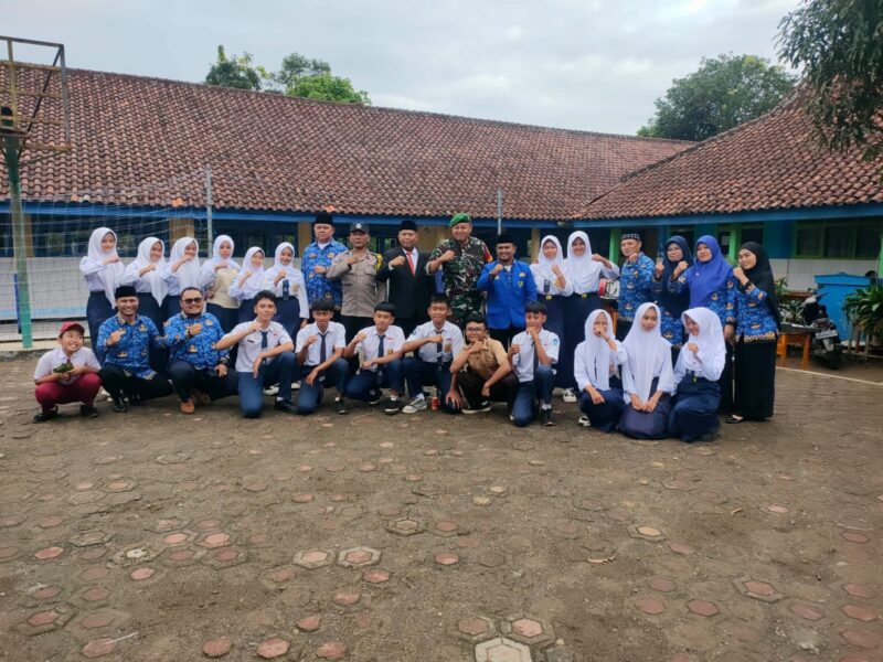 Danramil 2209/Lengkong Hadiri Upacara Peringatan Hari Sumpah Pemuda ke-97 Tahun 2025 8