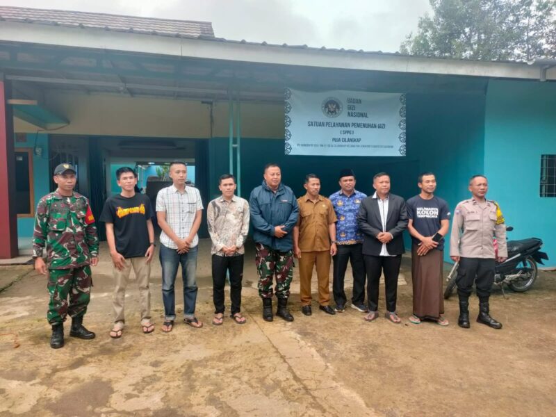 Danramil 2209/Lengkong Tinjau Dapur SPPG Puja Cilangkap Bersama Muspika