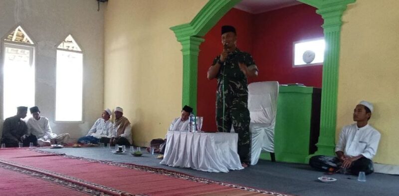 Babinsa Koramil 2207/Jampangtengah Hadiri Peringatan Maulid Nabi di Desa Panumbangan 3