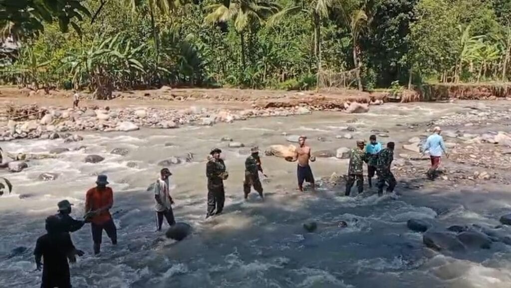 Galeri Kodim 402 Galeri Kodim 400