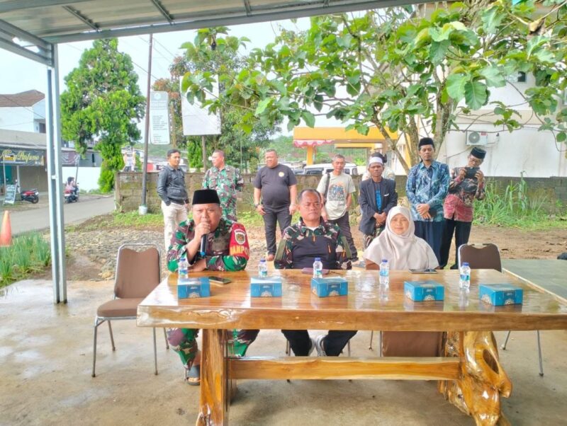 Danposramil Purabaya Koramil 2207/Jampangtengah, Hadiri Khitanan Massal Dalam Rangka HUT TNI ke-80