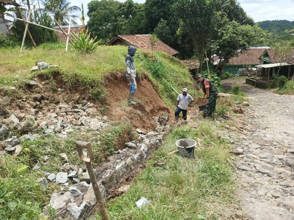 Galeri Kodim 336 Galeri Kodim 334