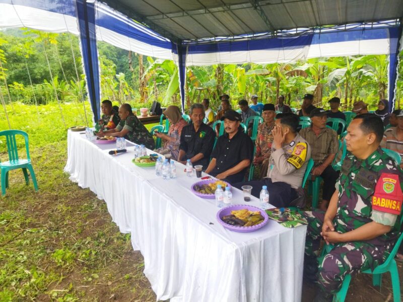 Kasdim 0622/Kabupaten Sukabumi Ikuti Peninjauan Pengairan Pertanian Terpusat oleh KASAD Melalui Video Conference 3