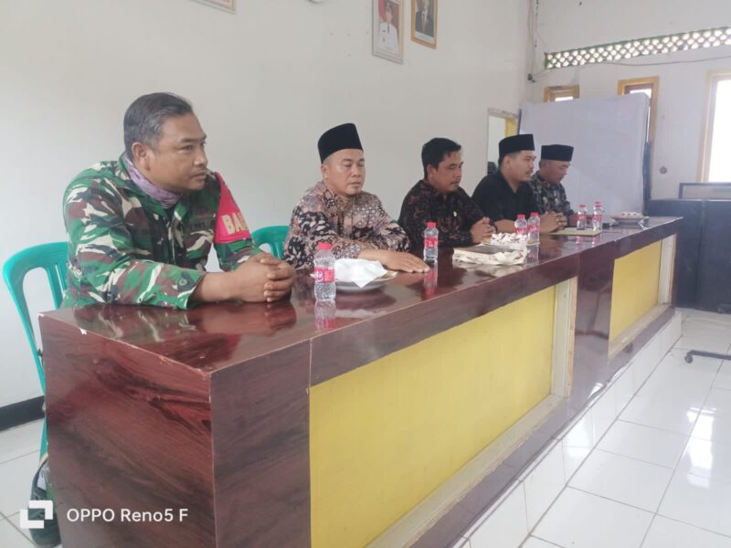 Babinsa Koramil 2210/Pabuaran Hadiri Rapat dan Musyawarah Bersama MUI Desa Bantarsari 9