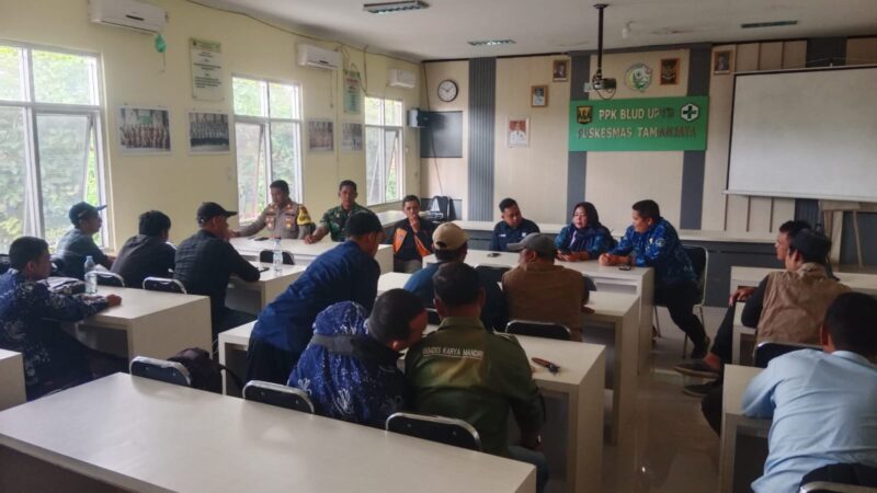 Babinsa Koramil 2215/Ciemas Giat Sosialisasi BLTS-KESRA 4