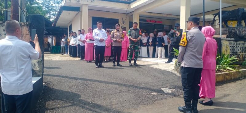 Danramil 2209/Lengkong Hadiri Acara Kenal Pamit Kapolsek Lengkong 6