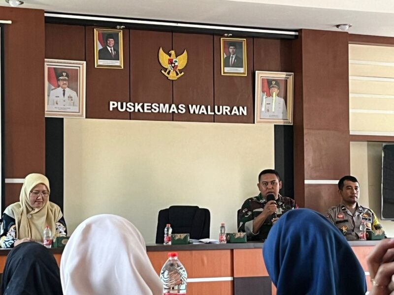 Babinsa Koramil 2214/Surade Hadiri Musyawarah Lokmin di Puskesmas Waluran 6