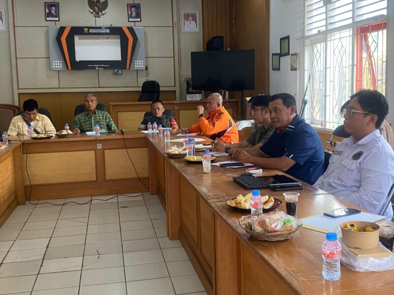Danposramil Geger Bitung Koramil 2208/Nyalindung Gelar Rakor Bersama SPPG dan Pelaku UMKM 3