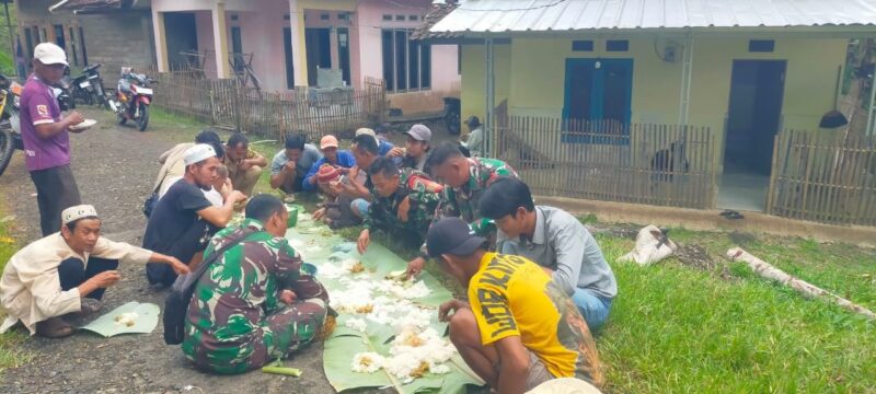 Babinsa Koramil 2211/Sagaranten Laksanakan Komsos Bersama Tokoh Pemuda 1