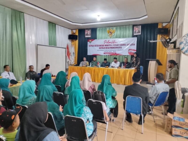 Babinsa Koramil 2214/Surade Dampingi Pelantikan Kepala Desa Mangunjaya 3