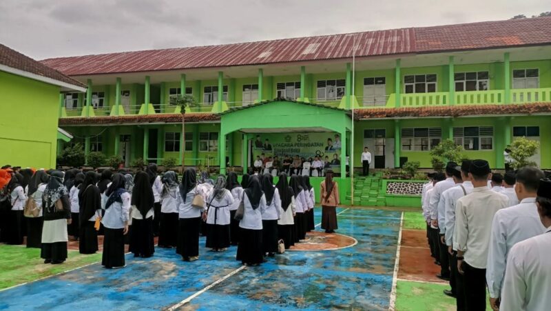 Babinsa Koramil 2202/Palabuhanratu Hadiri Upacara HUT Kementerian Agama 2