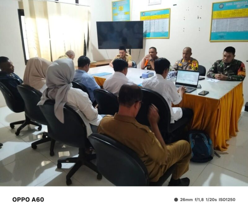 Pelda Jajam Efendi Hadiri Rapat MBG Bersama Forkopincam di Cimanggu 1 PELDA JAJAM EFENDI HADIRI RAPAT MBG BERSAMA FORKOPINCAM DI CIMANGGU