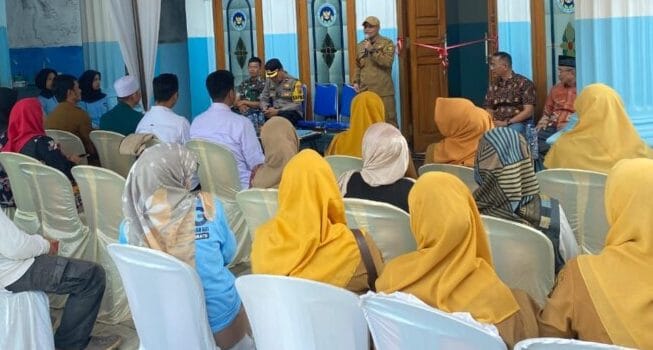 Babinsa Koramil 2202/Palabuhanratu Dampingi Pembukaan Program MBG 1 BABINSA KORAMIL 2202/PALABUHANRATU DAMPINGI PEMBUKAAN PROGRAM MBG