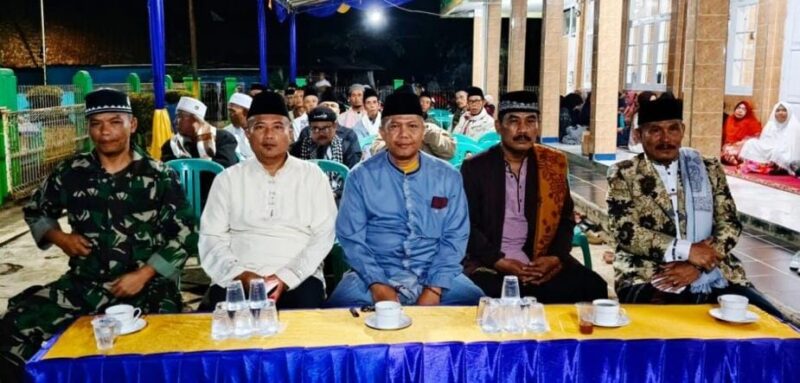 BABINSA KORAMIL 2209/LENGKONG HADIRI PERINGATAN ISRA MI’RAJ NABI MUHAMMAD SAW