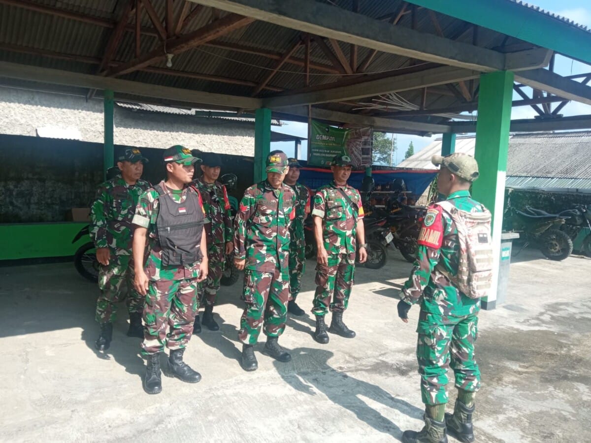 APEL SIAGA KORAMIL 2205/KALAPANUNGGAL, WUJUD KESIAPSIAGAAN DAN KOMITMEN JAGA KONDUSIFITAS WILAYAH 1 APEL SIAGA KORAMIL 2205/KALAPANUNGGAL, WUJUD KESIAPSIAGAAN DAN KOMITMEN JAGA KONDUSIFITAS WILAYAH