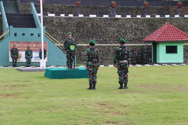 Kodim 0622/Kab. Sukabumi Laksanakan Upacara Bendera Minggu I Bulan Maret 2026 1 Kodim 0622/Kab. Sukabumi Laksanakan Upacara Bendera Minggu I Bulan Maret 2026