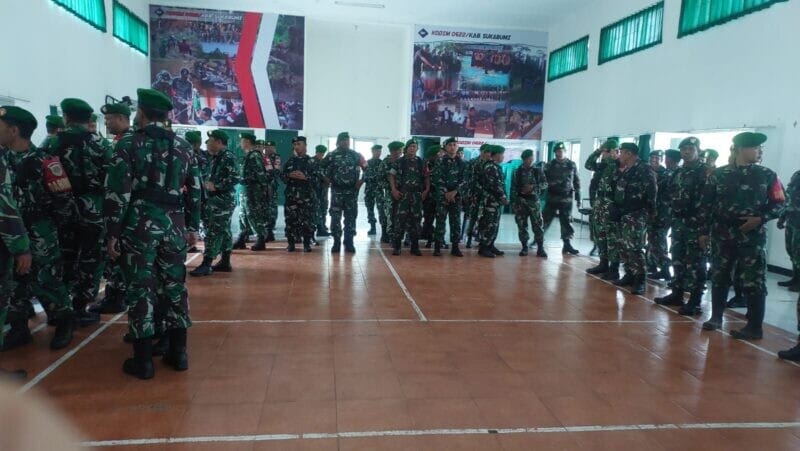 Anggota Koramil 2205/Kalapanunggal Ikuti Apel Siaga di Makodim 0622/Kabupaten Sukabumi 5