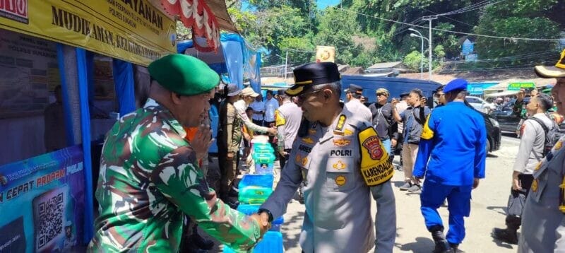 Kasdim 0622/Kab Sukabumi Dampingi Kapolda Jabar Tinjau Titik Rawan Wisata 1