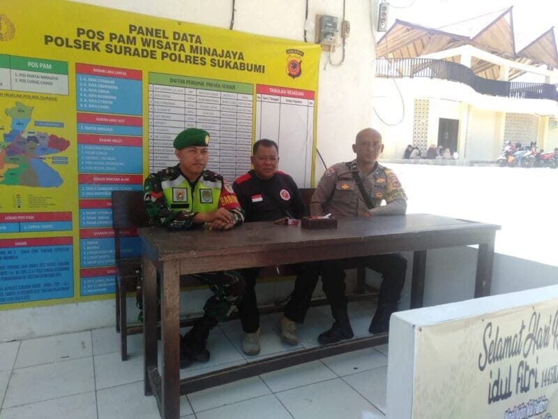 Babinsa Koramil 2214/Surade Laksanakan Pengamanan Objek Wisata Pantai Minajaya 1 Babinsa Koramil 2214/Surade Laksanakan Pengamanan Objek Wisata Pantai Minajaya