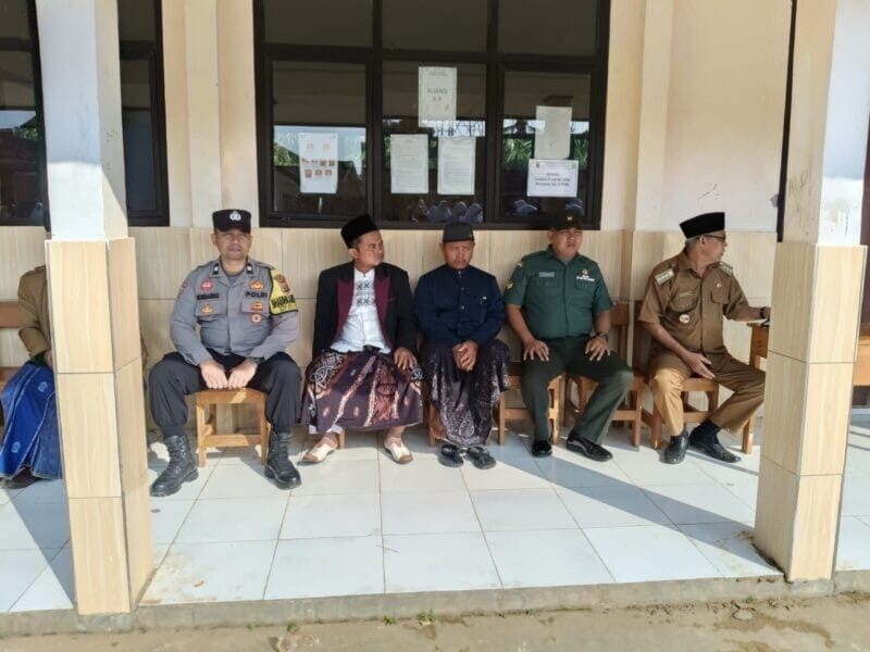 Babinsa Koramil 2214/Surade Dampingi Kegiatan PAI Pentas Keterampilan Seni di Kecamatan Waluran 1