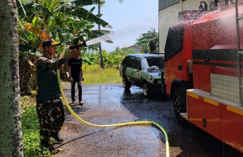 Serda Agus Riadi Laksanakan Uji Coba Water Tank Kodim 0622/Kabupaten Sukabumi