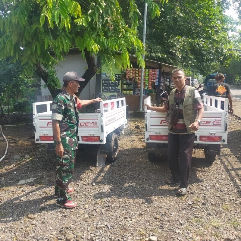 Babinsa Koramil 2202/Palabuhanratu Terima Kendaraan Operasional untuk Koperasi Desa Cimanggu 6