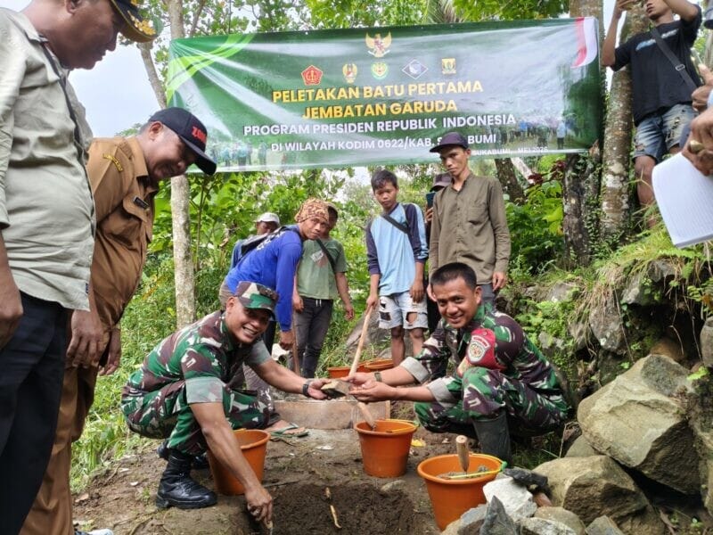 Kodim 0622/Kab. Sukabumi Gerak Cepat, Wujudkan Program Presiden Lewat Pembangunan Jembatan Cihujung 11