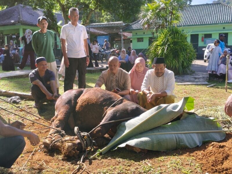 Kodim 0622/Kabupaten Sukabumi Gaungkan Semangat Kurban dan Kemanunggalan TNI-Rakyat di Hari Raya Idul Adha 1
