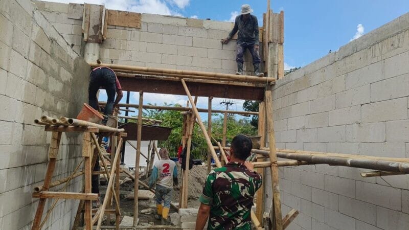 BABINSA KORAMIL 2202/PALABUHANRATU LAKUKAN PENGECEKAN PEMBANGUNAN KOPERASI DESA TONJONG 3