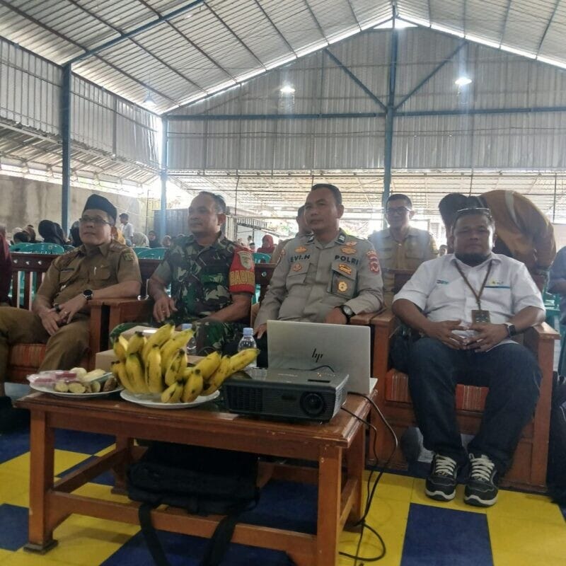 BABINSA KORAMIL 2205/KALAPANUNGGAL HADIRI SOSIALISASI PANAS BUMI OLEH PT STAR ENERGY DI KECAMATAN KABANDUNGAN 1 BABINSA KORAMIL 2205/KALAPANUNGGAL HADIRI SOSIALISASI PANAS BUMI OLEH PT STAR ENERGY DI KECAMATAN KABANDUNGAN