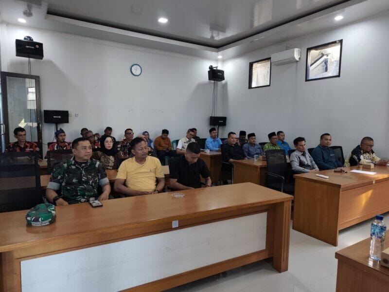 SERKA RISMANSYAH HADIRI RAKOR PHBN DI KECAMATAN PARAKANSALAK 1 SERKA RISMANSYAH HADIRI RAKOR PHBN DI KECAMATAN PARAKANSALAK