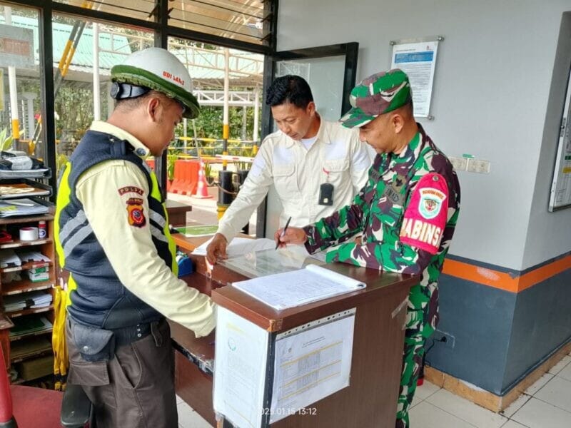 Babinsa Koramil 2205/Kalapanunggal Laksanakan Patroli Keamanan ke PT. Star Energy Gunung Salak 3
