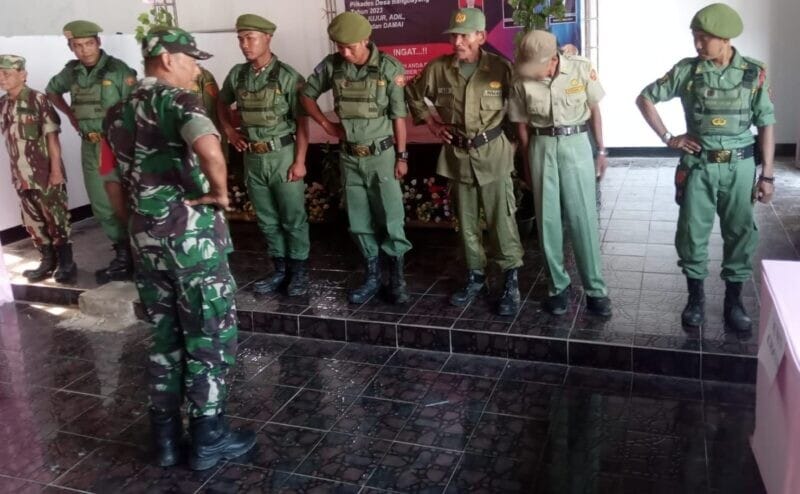 BABINSA KORAMIL 2212/TEGALBULEUD BERIKAN PEMBINAAN WAWASAN KEBANGSAAN KEPADA ANGGOTA LINMAS DESA BANGBAYANG 1 BABINSA KORAMIL 2212/TEGALBULEUD BERIKAN PEMBINAAN WAWASAN KEBANGSAAN KEPADA ANGGOTA LINMAS DESA BANGBAYANG