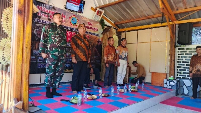 Danramil 2209/Lengkong Hadiri Peringatan HUT Ke-1 PWRI Kecamatan Lengkong 1 Danramil 2209/Lengkong Hadiri Peringatan HUT Ke-1 PWRI Kecamatan Lengkong
