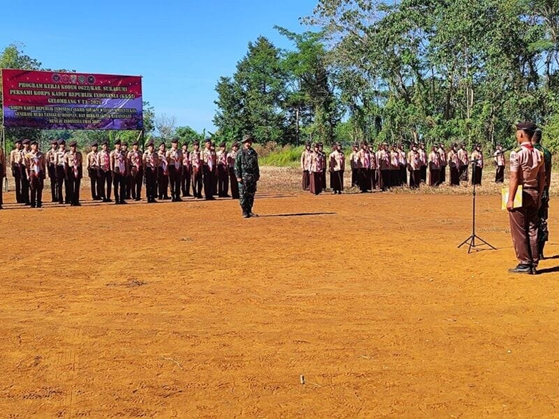 Anggota Koramil 2213/Jampangkulon Laksanakan Kegiatan KKRI di Lapang Cimanggu 1 Anggota Koramil 2213/Jampangkulon Laksanakan Kegiatan KKRI di Lapang Cimanggu