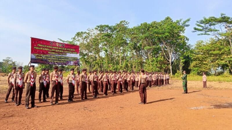 Anggota Koramil 2213/Jampangkulon Hadiri Penutupan Kegiatan KKRI di Kecamatan Cimanggu 1 Anggota Koramil 2213/Jampangkulon Hadiri Penutupan Kegiatan KKRI di Kecamatan Cimanggu