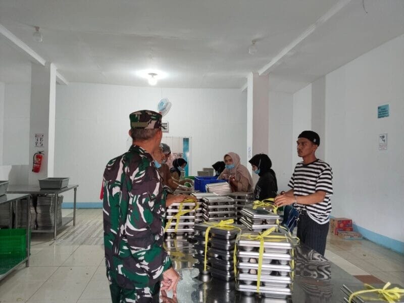 Babinsa Koramil 2209/Lengkong Laksanakan Pengecekan Dapur SPPG di Desa Tegallega 9