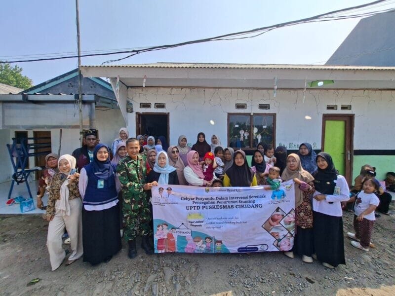 Babinsa Koramil 2204/Cikidang Dampingi Kegiatan Posyandu Mawar di Desa Nangkakoneng 11