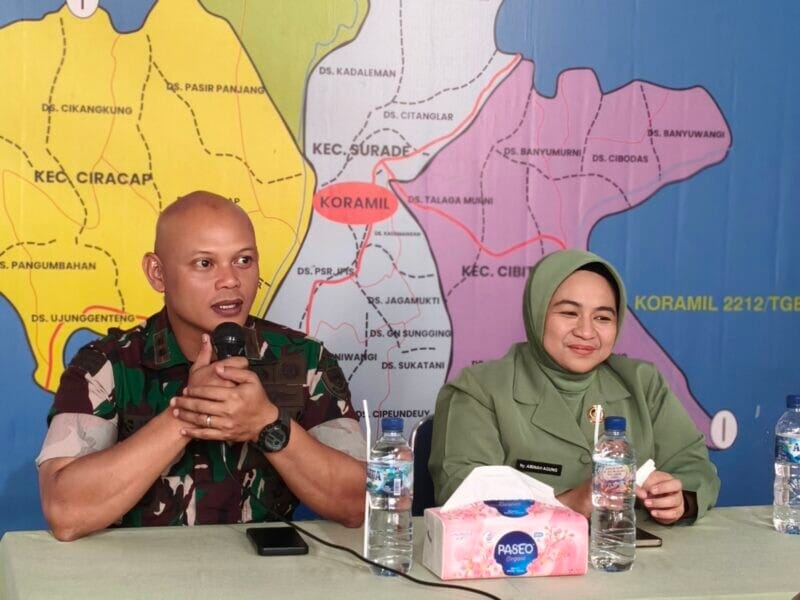 Dandim 0622/Kabupaten Sukabumi dan Ketua Persit KCK Cabang XLV Berikan Pengarahan kepada Prajurit dan Persit Koramil 3